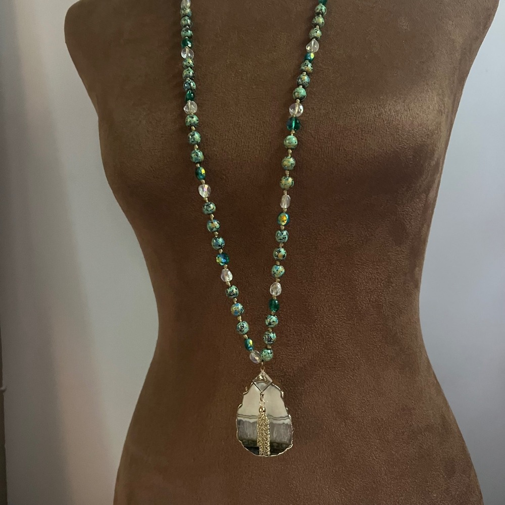 Green Glass Beaded Agate Slice Tassel Pendant Necklace 36 Inch Long Whimsigoth